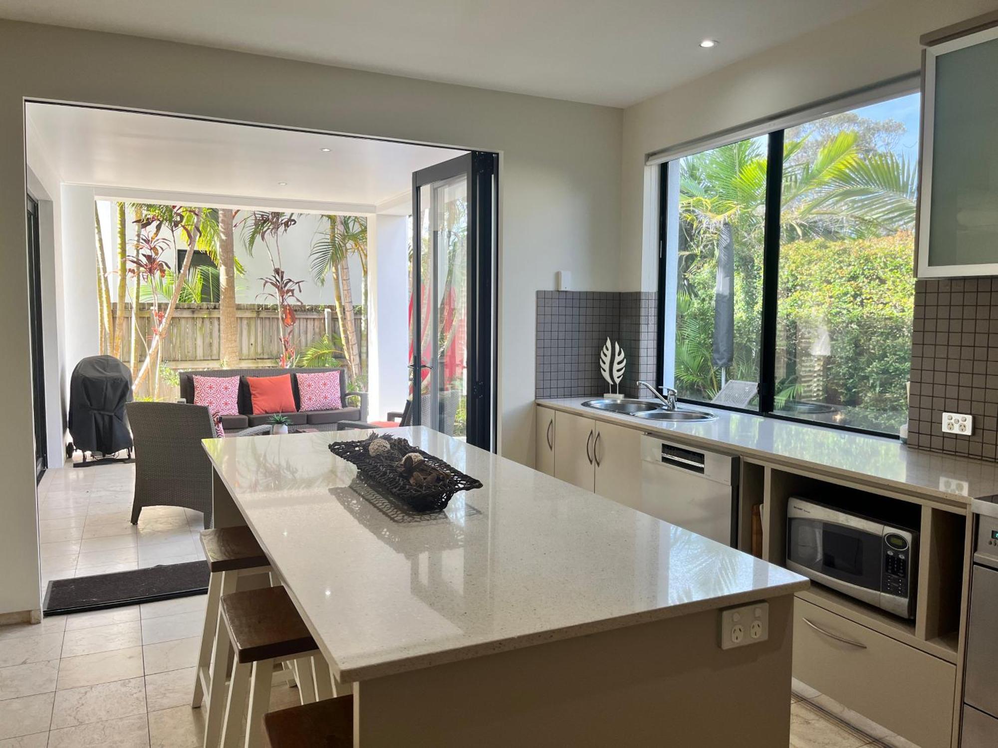 Noosa Village River Resort Нусавиль Экстерьер фото